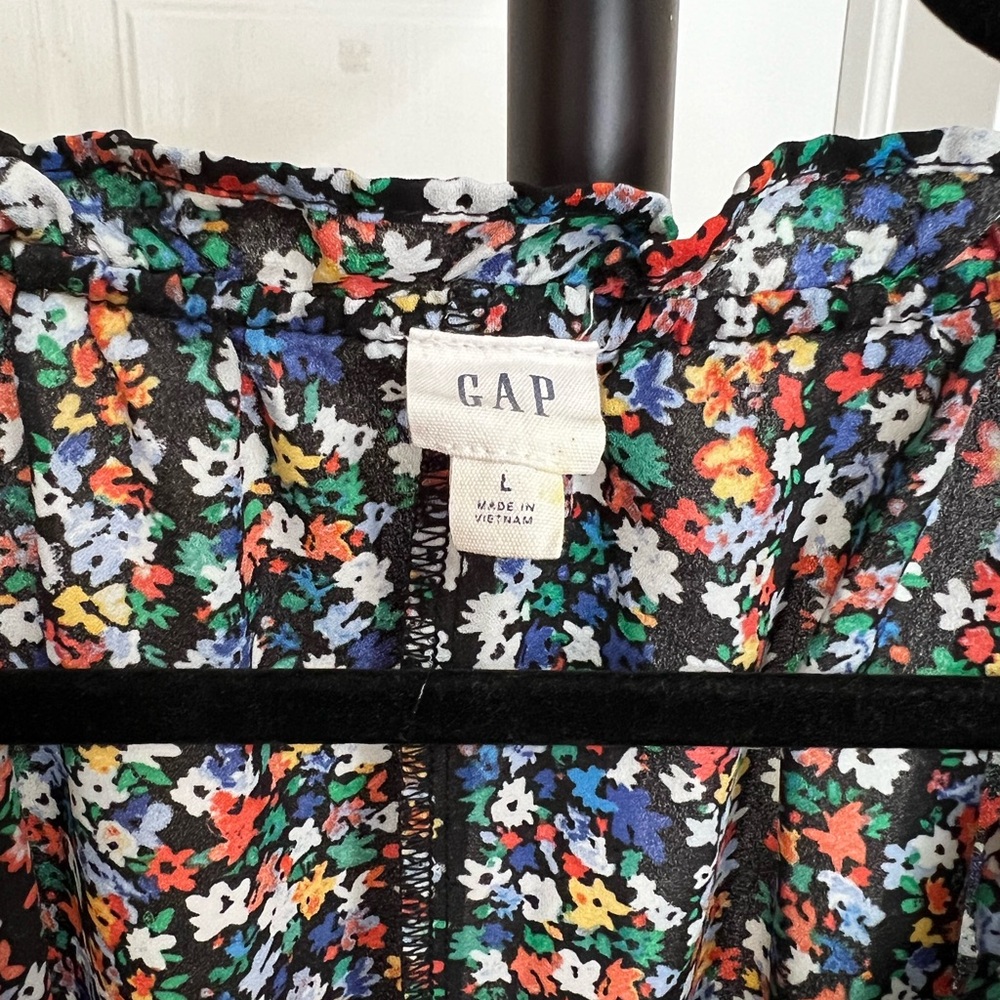 Top - Picture 3 of 4